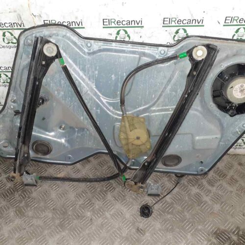 ELEVALUNAS DELANTERO IZQUIERDO SEAT LEON (1M1) Signo   |   0.99 – …