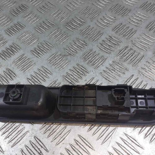 MANDO ELEVALUNAS DELANTERO DERECHO PEUGEOT 307 (S1) XS   |   04.01 – 12.05