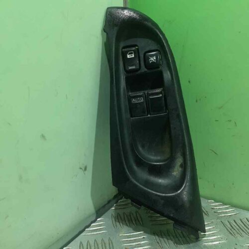 MANDO ELEVALUNAS DELANTERO IZQUIERDO  NISSAN ALMERA (N16/E) Acenta   |   10.02 – 12.03