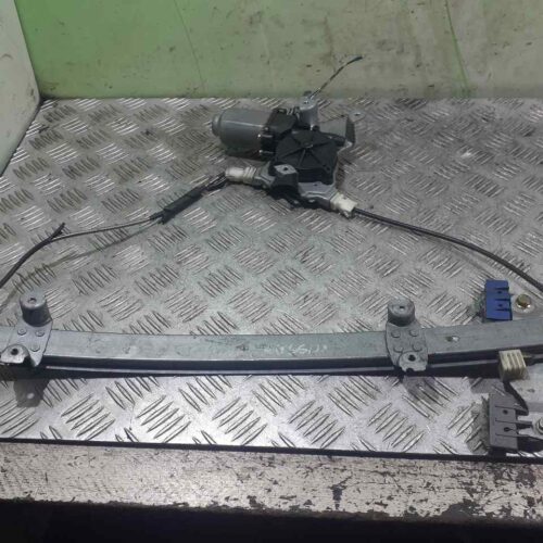 ELEVALUNAS DELANTERO DERECHO NISSAN ALMERA (N16/E) Acenta   |   10.02 – 12.04