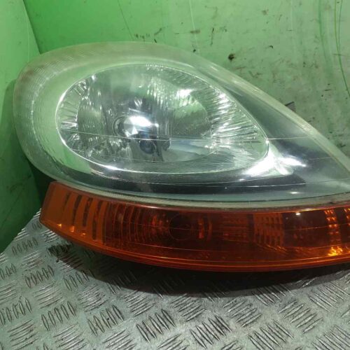 FARO DERECHO RENAULT TRAFIC CAJA CERRADA (AB 4.01) Doble cabina L1H1  2,7t   |   08.02 – 12.06