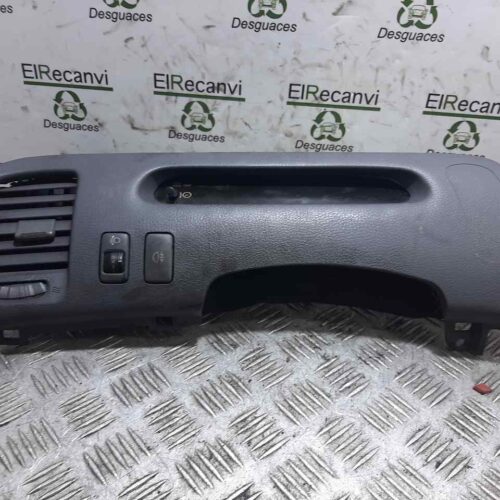 PANTALLA MULTIFUNCION TOYOTA PREVIA (R30) 2,0 D-4D Terra   |   04.03 – 12.05