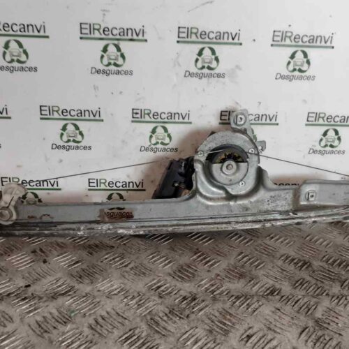 ELEVALUNAS DELANTERO IZQUIERDO RENAULT SCENIC II Grand Confort Authentique   |   04.04 – 12.05