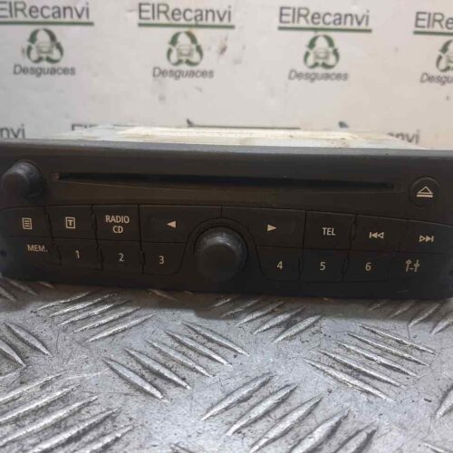 SISTEMA AUDIO / RADIO CD RENAULT KANGOO Profesional   |   08.10 – 12.20