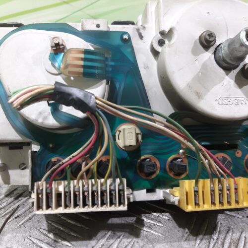 CUADRO INSTRUMENTOS PEUGEOT 205 BERLINA *   |   0.83 – 0.98