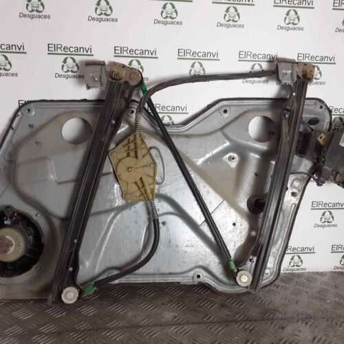 ELEVALUNAS DELANTERO IZQUIERDO SEAT LEON (1M1) *   |   0.99 – 0.06