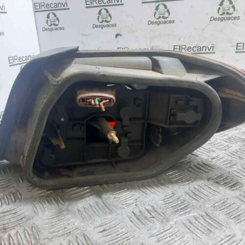 PILOTO TRASERO IZQUIERDO CITROEN XSARA BERLINA 1.9 D SX   |   12.97 – 12.04