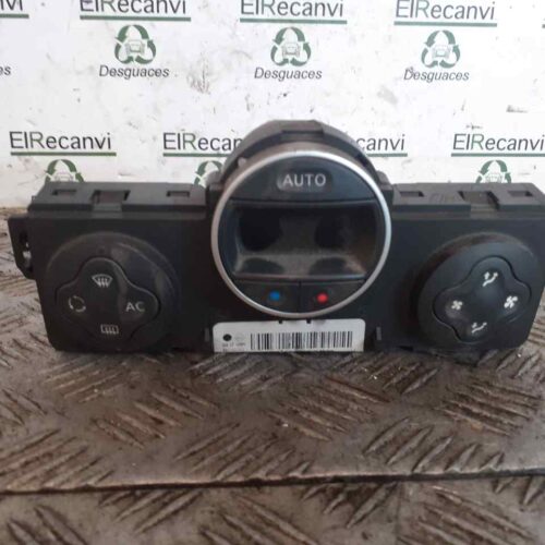 MANDO CALEFACCION / AIRE ACONDICIONADO RENAULT CLIO III Dynamique   |   01.07 – 12.08