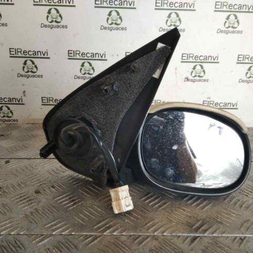 RETROVISOR DERECHO PEUGEOT 206 BERLINA Play Station 2   |   11.01 – 12.03