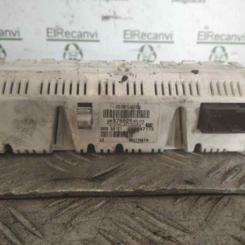 PANTALLA MULTIFUNCION CITROEN C4 BERLINA 1.6 16V HDi   |   0.04 – …