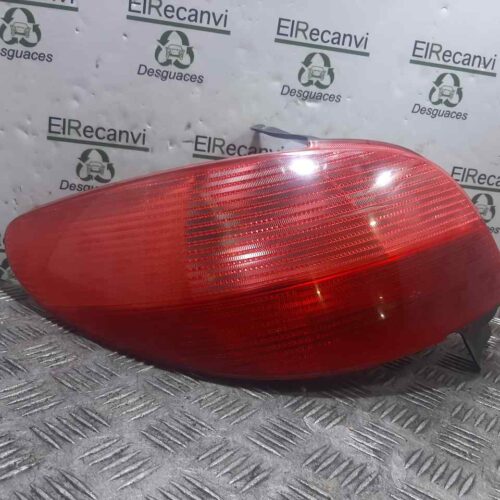 PILOTO TRASERO IZQUIERDO PEUGEOT 206 BERLINA E-Music   |   01.04 – 12.05