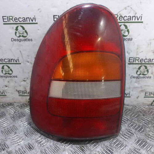 PILOTO TRASERO IZQUIERDO CHRYSLER VOYAGER (GS) 2.0 Family   |   10.97 – …