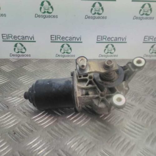 MOTOR LIMPIA DELANTERO NISSAN TERRANO (WD21) Freeway   |   04.89 – …