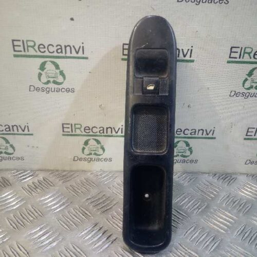 MANDO ELEVALUNAS DELANTERO DERECHO PEUGEOT 307 BREAK / SW (S1) SW   |   04.02 – 12.04