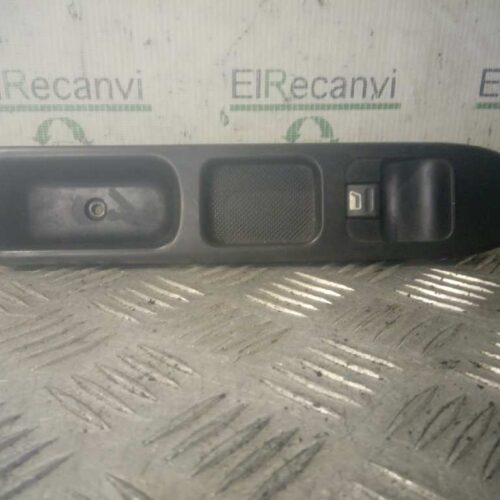 MANDO ELEVALUNAS DELANTERO DERECHO PEUGEOT 307 (S1) XR   |   04.01 – 12.04