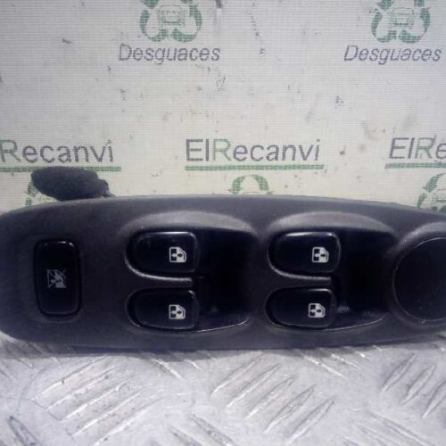 MANDO ELEVALUNAS DELANTERO IZQUIERDO  HYUNDAI ACCENT (LC) GL 4P   |   01.00 – 12.10