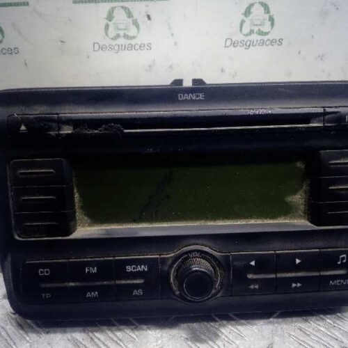 SISTEMA AUDIO / RADIO CD SKODA ROOMSTER (5J7) Family   |   03.06 – 12.07