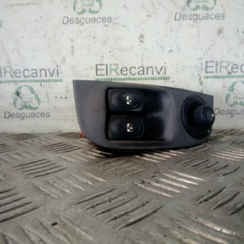 MANDO ELEVALUNAS DELANTERO IZQUIERDO  RENAULT MEGANE I FASE 2 BERLINA (BA0) 1.6 16V RXE (BA04)   |   03.99 – 12.00