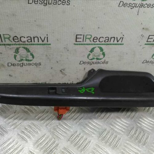 MANDO ELEVALUNAS DELANTERO DERECHO SEAT IBIZA (6K1) Select   |   08.99 – 12.01