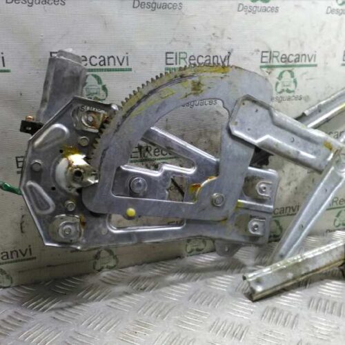 ELEVALUNAS DELANTERO DERECHO CHRYSLER STRATUS BERLINA (JA) 2.0 LX   |   10.96 – 12.01