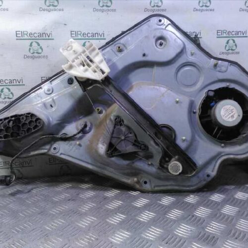 ELEVALUNAS TRASERO DERECHO SEAT LEON (1M1) Signo   |   11.99 – 12.04