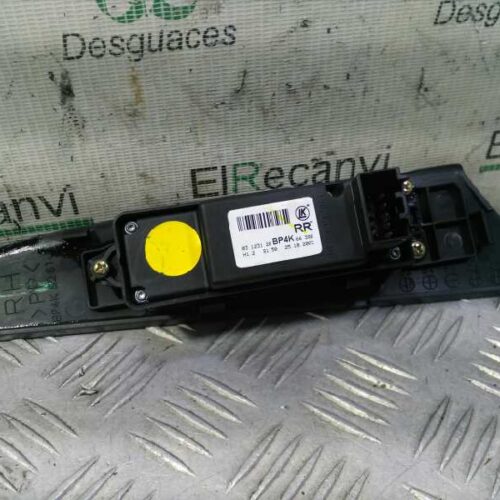 MANDO ELEVALUNAS TRASERO DERECHO MAZDA 3 BERLINA (BK) 1.6 VVT Active   |   11.03 – 12.07