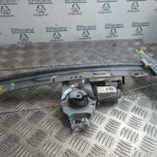 ELEVALUNAS DELANTERO IZQUIERDO PEUGEOT 207 Confort   |   06.07 – 12.12