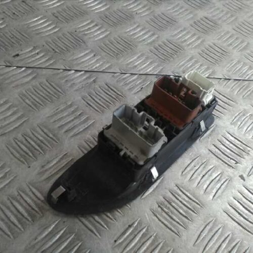 MANDO ELEVALUNAS DELANTERO IZQUIERDO  RENAULT LAGUNA II (BG0) Privilege   |   03.01 – 12.05