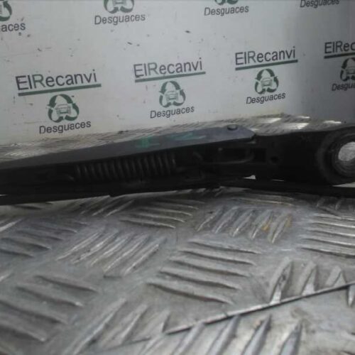 BRAZO LIMPIA DELANTERO IZQUIERDO MERCEDES VITO (W638) CAJA CERRADA 112 CDI     (638.094)   |   01.99 – 12.03