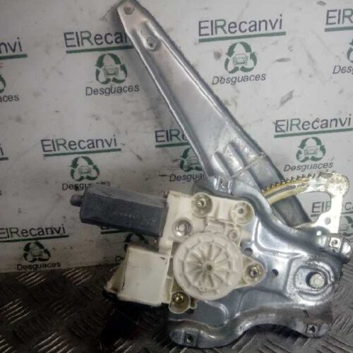 ELEVALUNAS TRASERO IZQUIERDO TOYOTA COROLLA (E12) 2.0 D-4D Linea Luna Berlina   |   10.01 – 12.04