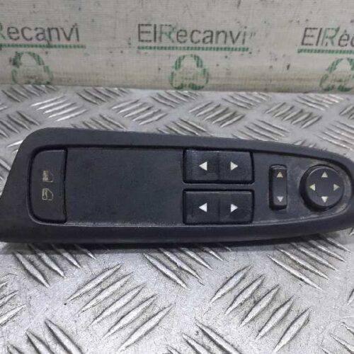 MANDO ELEVALUNAS DELANTERO IZQUIERDO  FIAT STILO (192) 1.9 JTD / 1.9 JTD 115 Active   |   09.01 – 12.03