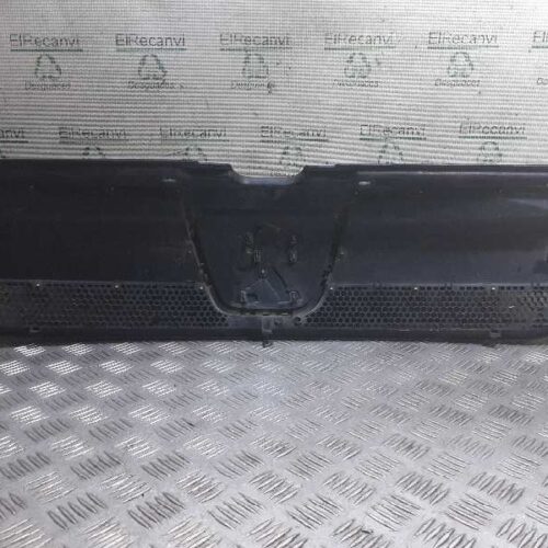 REJILLA DELANTERA PEUGEOT BOXER CAJA ABIERTA (RS2850)(230)(->’02) 1400 TD   Caja abierta   |   02.02 – …