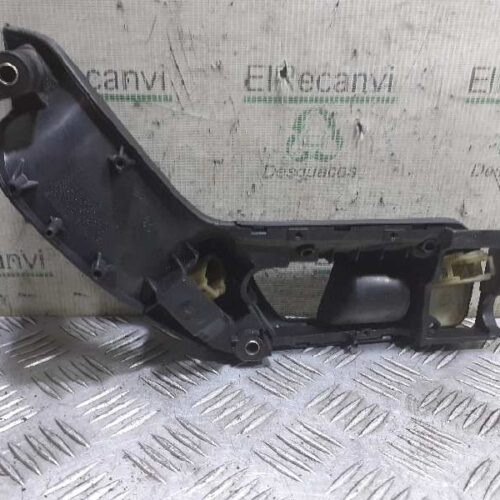 MANDO ELEVALUNAS DELANTERO IZQUIERDO  VOLKSWAGEN GOLF III BERLINA (1H1) GT   |   09.96 – 12.98