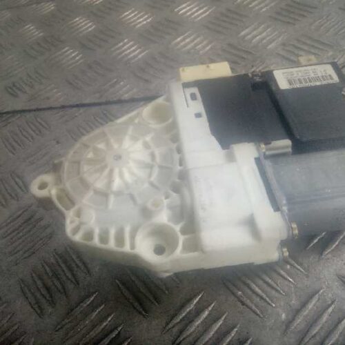 MOTOR ELEVALUNAS DELANTERO IZQUIERDO CITROEN C4 BERLINA Collection   |   06.04 – 12.08