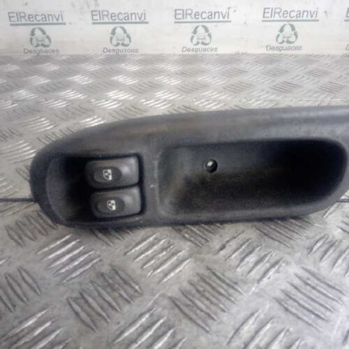 MANDO ELEVALUNAS DELANTERO IZQUIERDO  RENAULT SCENIC (JA..) 1.9 dTi Century   |   03.01 – 12.03