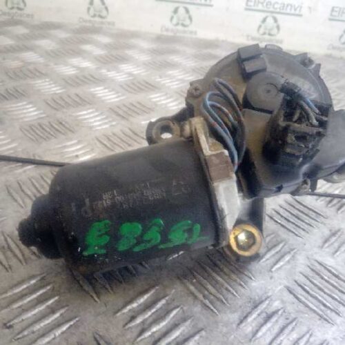 MOTOR LIMPIA DELANTERO MITSUBISHI MONTERO (V20/V40) 2500 TD GLX (4-ptas.)   |   01.94 – …