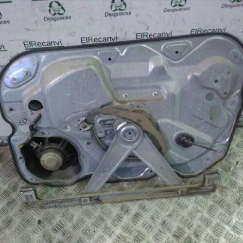 ELEVALUNAS DELANTERO IZQUIERDO FORD FOCUS BERLINA (CAP) Ambiente (D)   |   04.06 – …