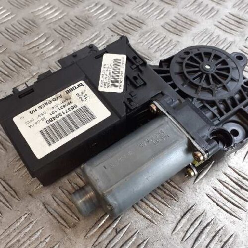 MOTOR ELEVALUNAS DELANTERO DERECHO PEUGEOT 307 BREAK / SW (S1) SW PACK   |   06.04 – 12.05