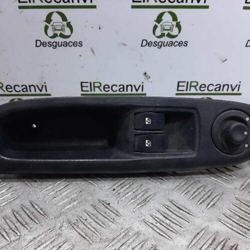 MANDO ELEVALUNAS DELANTERO IZQUIERDO  RENAULT CLIO II FASE II (B/CB0) Authentique   |   0.01 – …