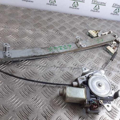 ELEVALUNAS DELANTERO DERECHO NISSAN ALMERA (N16/E) Acenta   |   10.02 – 12.03