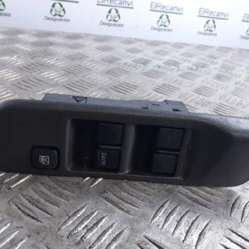 MANDO ELEVALUNAS DELANTERO IZQUIERDO  NISSAN PRIMERA BERLINA (P11) GT   |   01.97 – 12.99