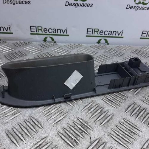 MANDO ELEVALUNAS DELANTERO IZQUIERDO  SEAT IBIZA (6L1) Signo   |   04.02 – 12.04