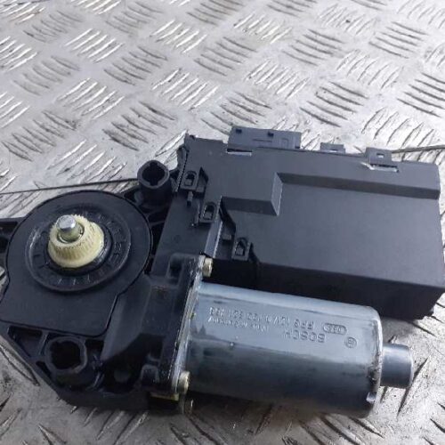 MOTOR ELEVALUNAS DELANTERO DERECHO PEUGEOT 307 BREAK / SW (S1) SW   |   04.02 – …