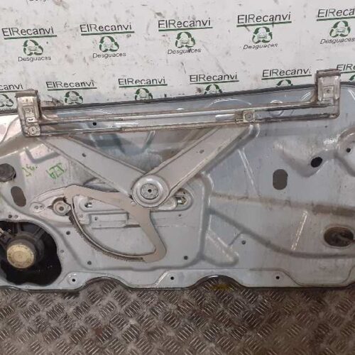 ELEVALUNAS DELANTERO IZQUIERDO FORD FOCUS BERLINA (CAP) Sport   |   08.04 – 12.07