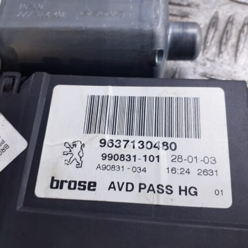 MOTOR ELEVALUNAS DELANTERO DERECHO PEUGEOT 307 BREAK / SW (S1) BREAK XS   |   03.04 – 12.05