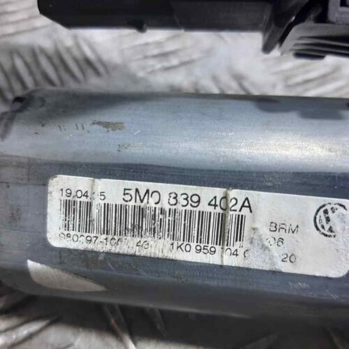 MOTOR ELEVALUNAS TRASERO DERECHO VOLKSWAGEN GOLF PLUS (5M1) 1.9 TDI   |   0.04 – 0.09