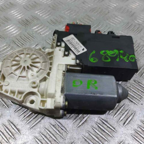 MOTOR ELEVALUNAS DELANTERO DERECHO CITROEN C5 BERLINA 2.0 HDi 90 SX/SX Automático   |   05.02 – …