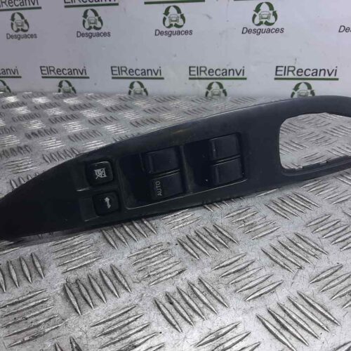 MANDO ELEVALUNAS DELANTERO IZQUIERDO  NISSAN PRIMERA BERLINA (P12) Acenta   |   01.03 – 12.05