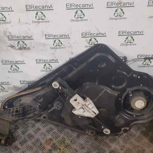 ELEVALUNAS TRASERO DERECHO SEAT LEON (1M1) Signo   |   11.99 – 12.04