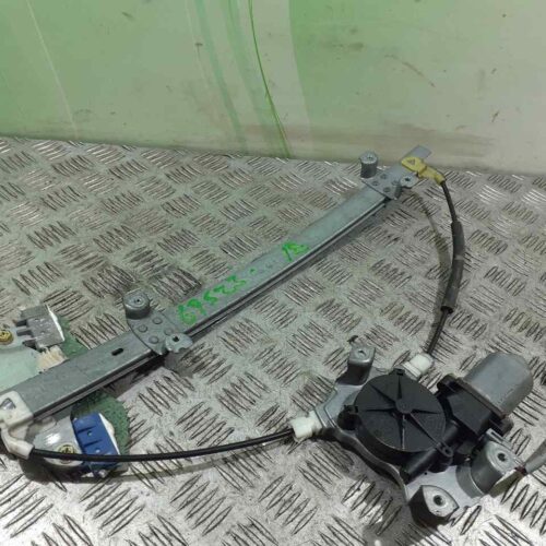 ELEVALUNAS DELANTERO IZQUIERDO NISSAN ALMERA (N16/E) Acenta   |   10.02 – 12.03